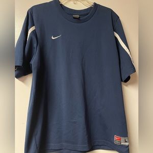 Mens Nike t shirt